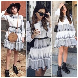 Zara Woman Boho Longsleeve White/Black Embroidered  Shift Dress
